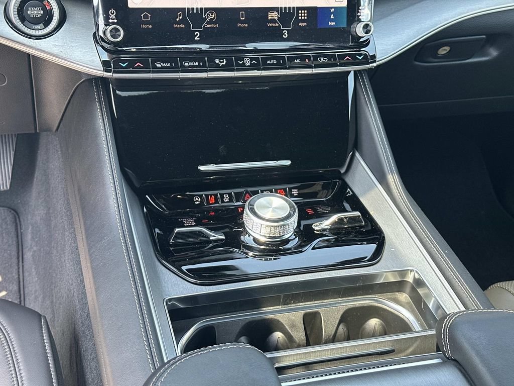 New 2026 Jeep Grand Wagoneer Limited AWD/4WD image 23