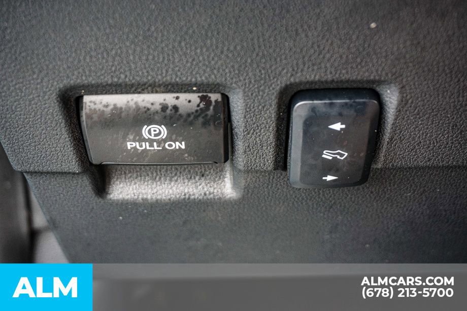 Used 2025 Ford F350 Platinum AWD/4WD image 47