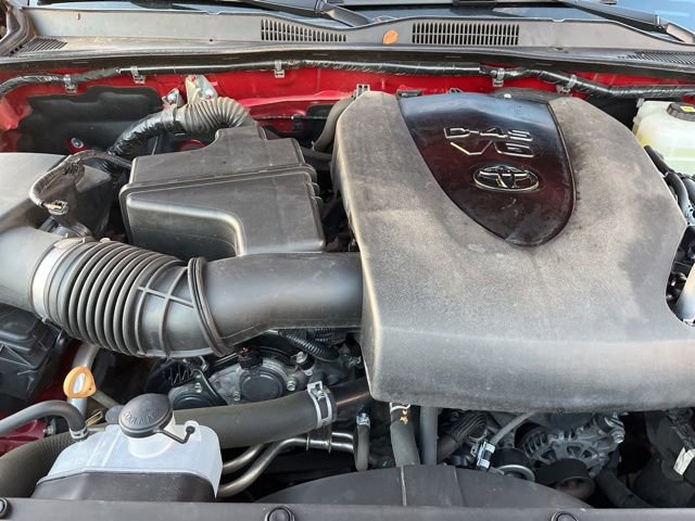 Used 2021 Toyota Tacoma TRD Off-Road image 25