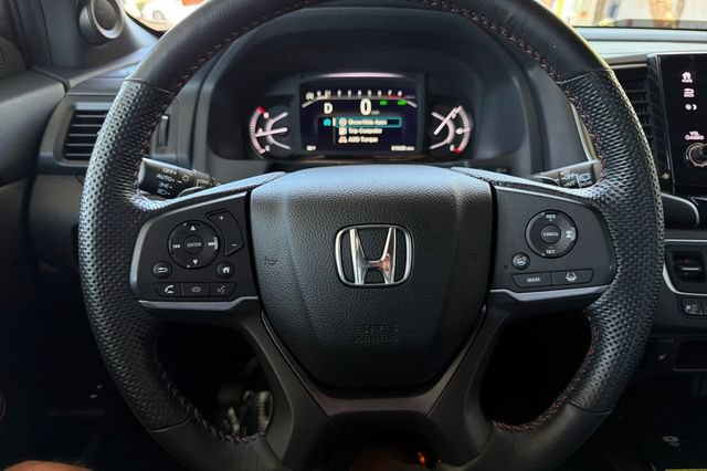 Certified 2025 Honda Passport TrailSport image 29
