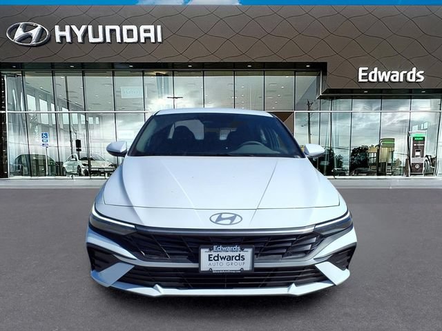New 2026 Hyundai Elantra SE FWD image 9