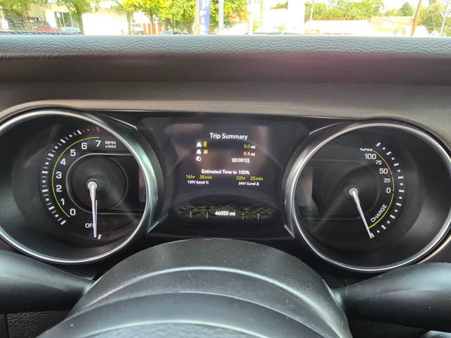 Used 2023 Jeep Wrangler Unlimited w/ Cold Weather Group AWD/4WD image 12