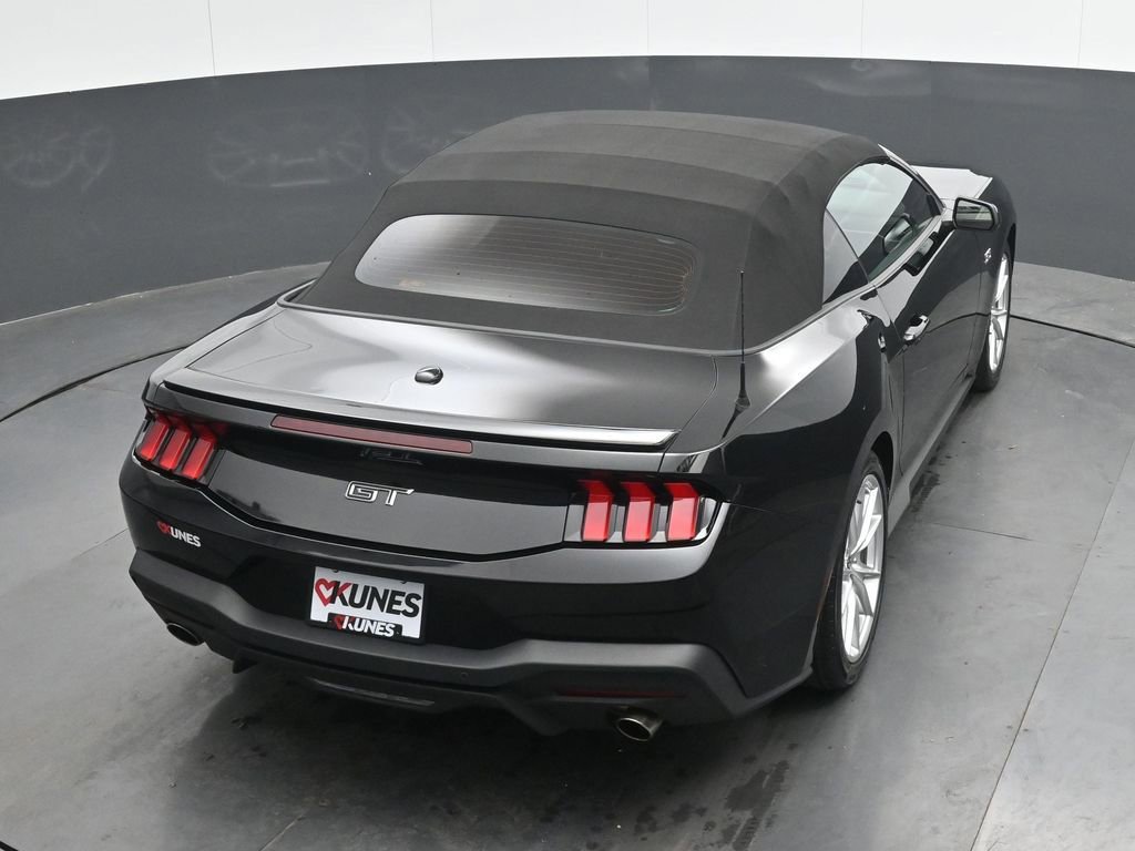 Used 2025 Ford Mustang GT Premium RWD image 29