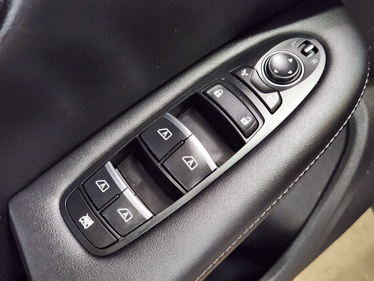 Used 2023 INFINITI QX50 Sport FWD image 43
