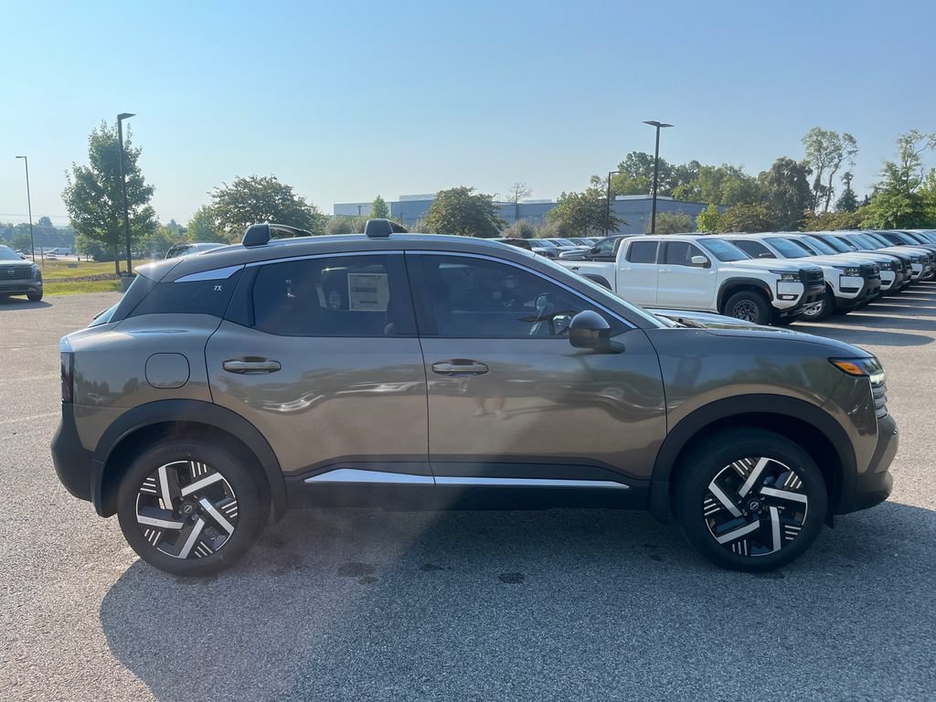 New 2027 Nissan Kicks SV w/ SV Premium Package FWD image 9