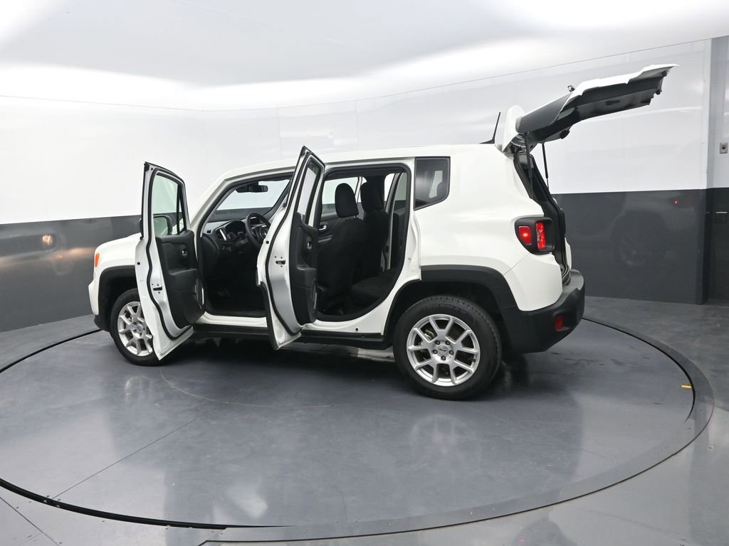 Used 2023 Jeep Renegade Latitude image 35