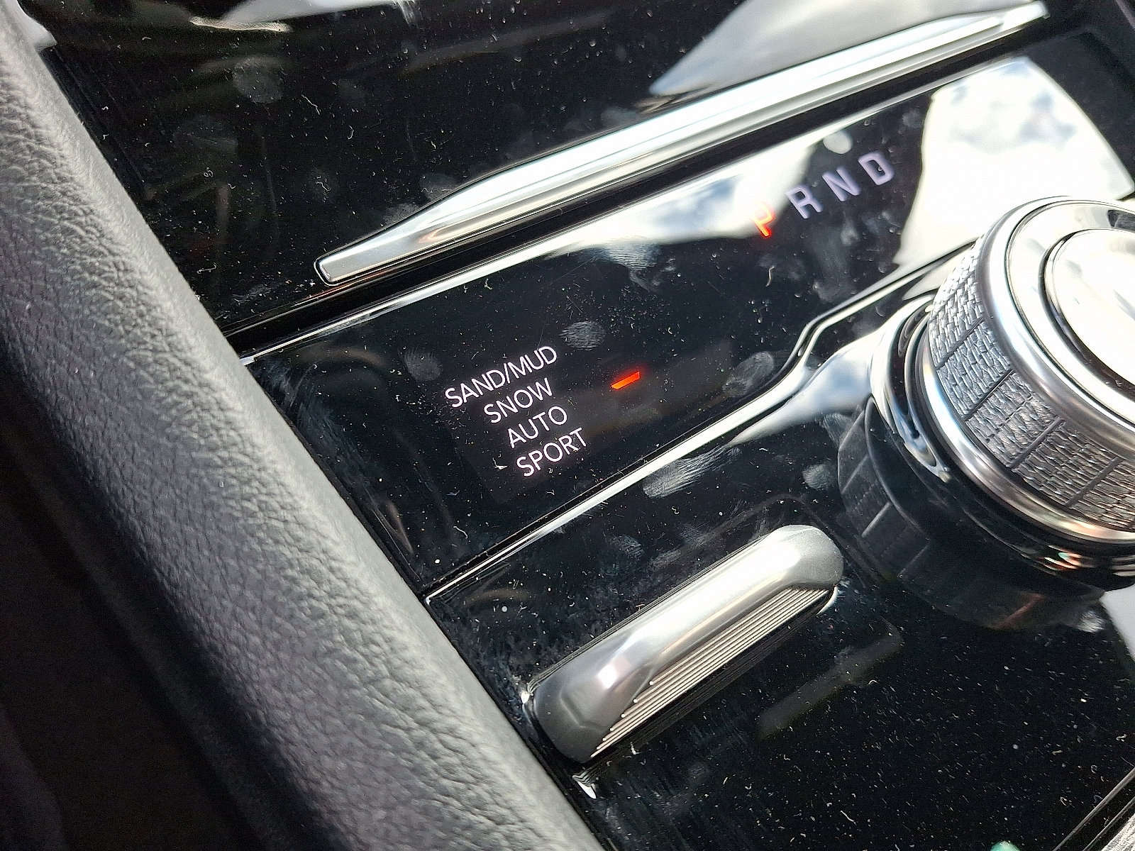 Used 2025 Jeep Grand Cherokee Limited w/ Trailer Tow Package image 24