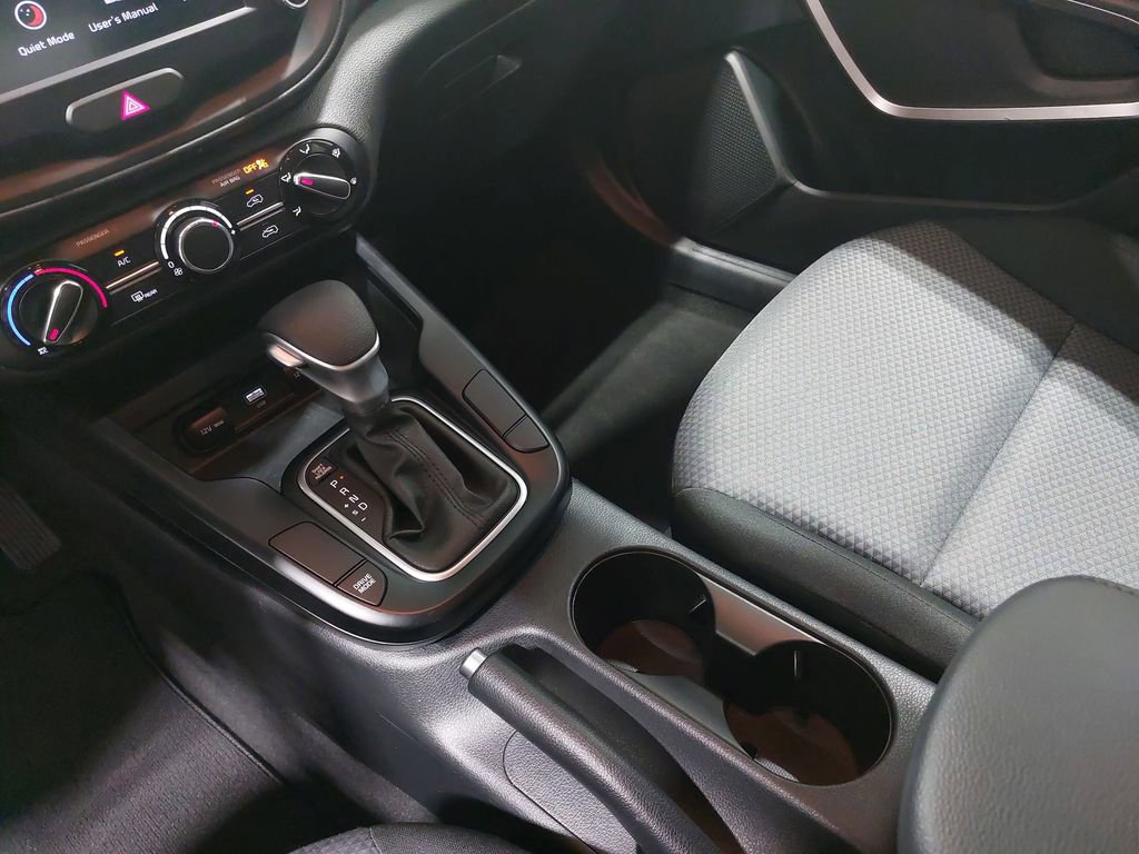 Used 2025 Kia Soul LX w/ LX Technology Package image 24