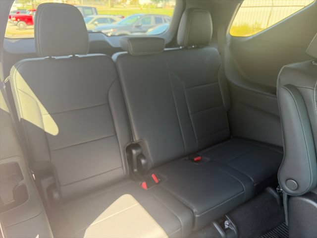 New 2027 Chevrolet Traverse LT w/ LPO, Floor Liner Package AWD/4WD image 29