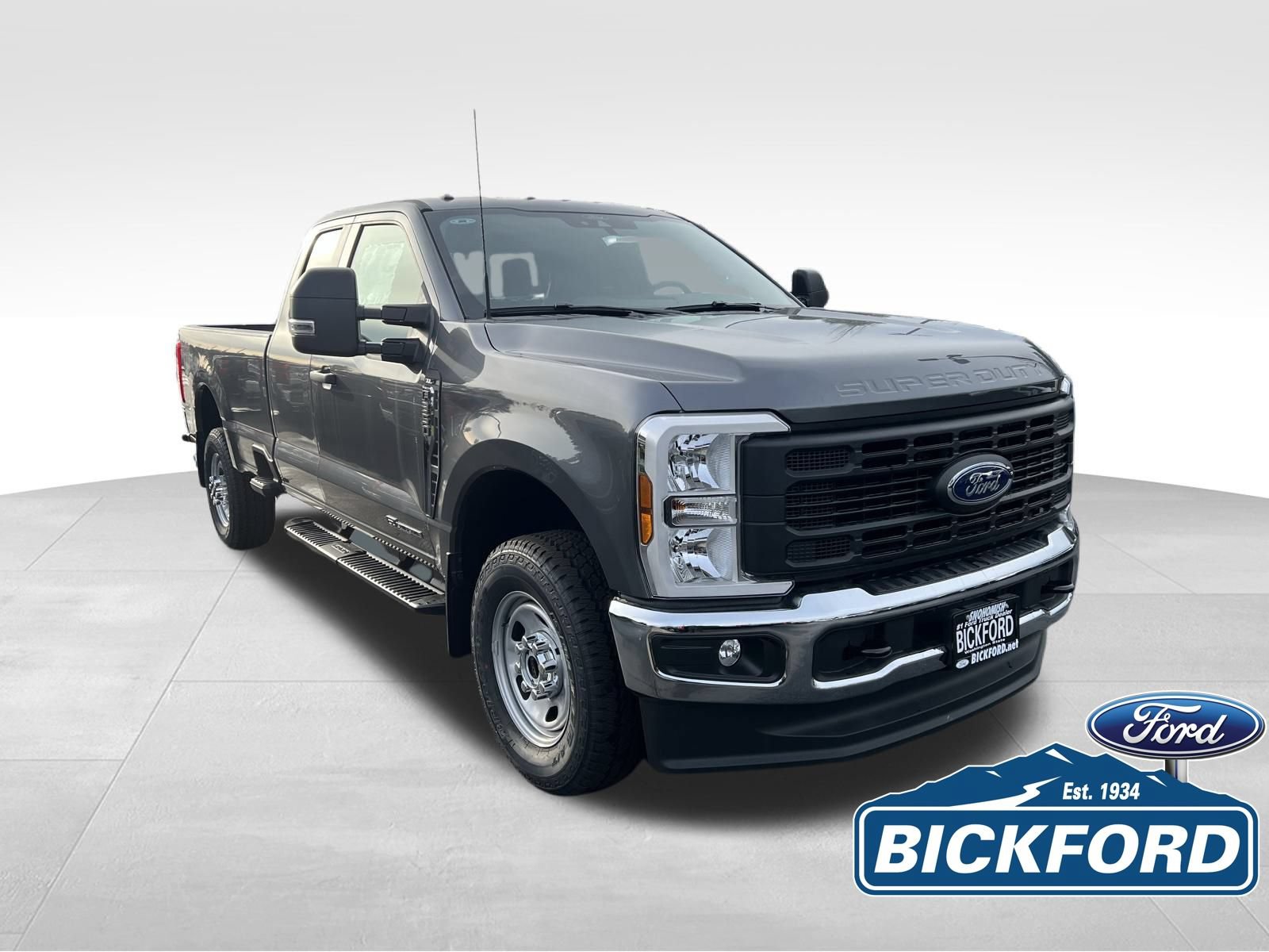 New 2026 Ford F350 XL w/ FX4 Off-Road Package AWD/4WD image 3