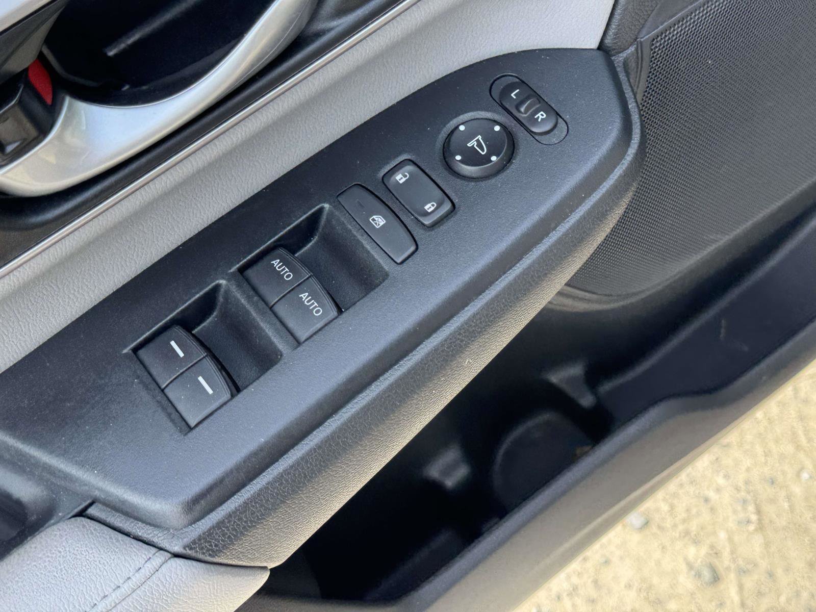 Used 2018 Honda CR-V EX-L image 15