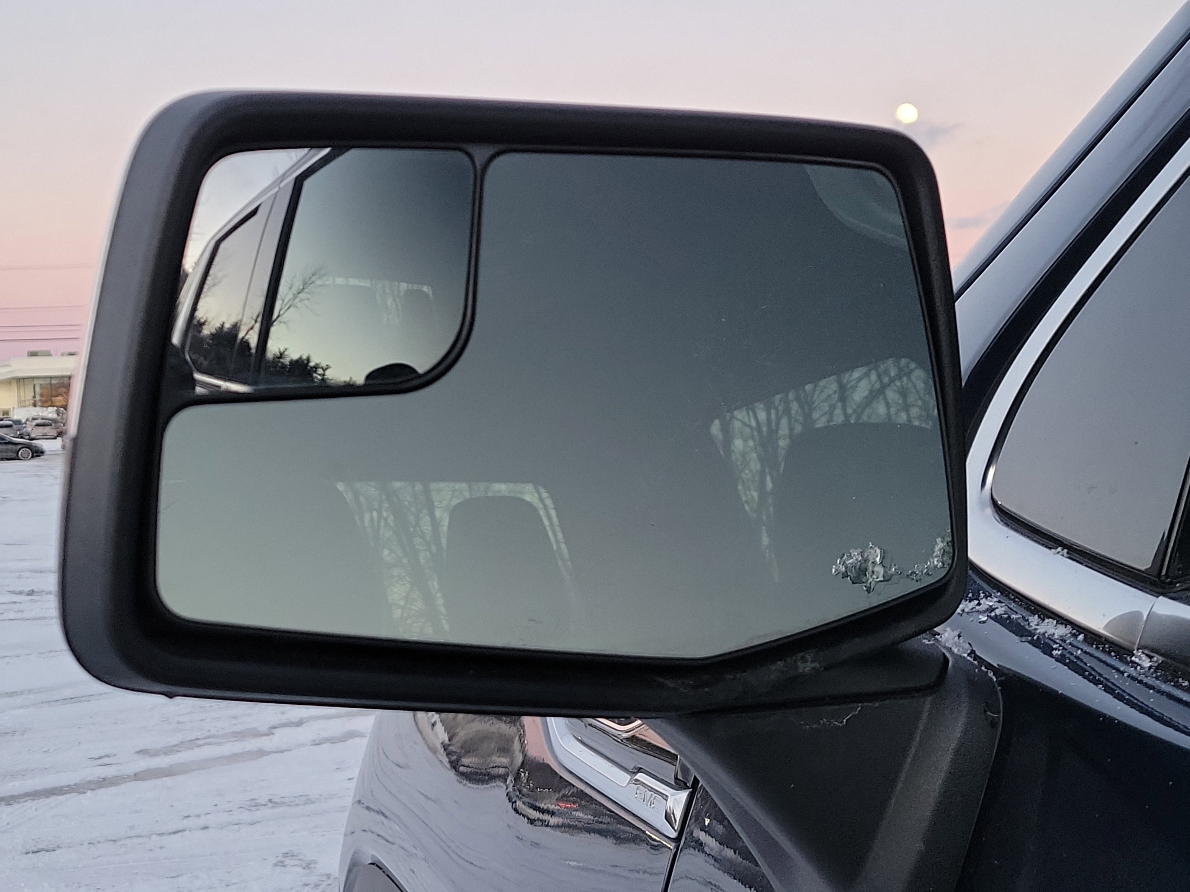 Used 2021 GMC Sierra 1500 SLE w/ X31 Off-Road Package image 10