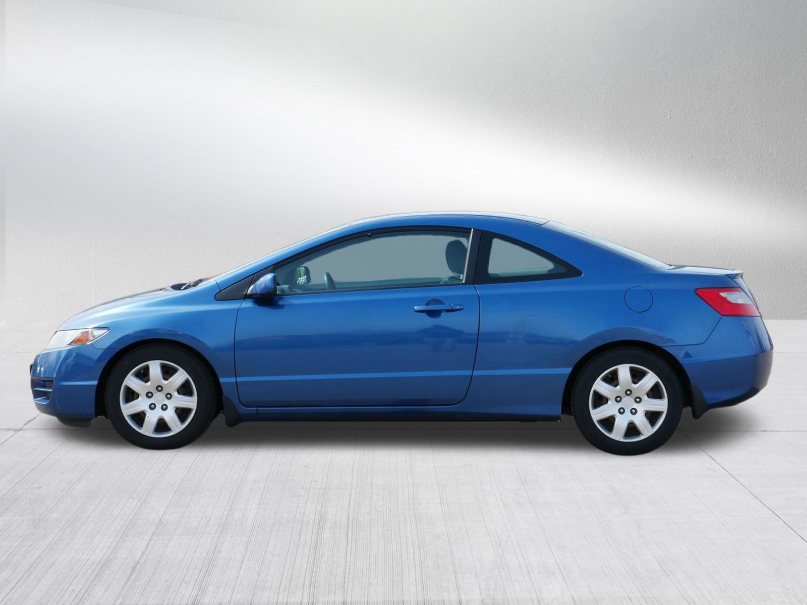 Used 2010 Honda Civic LX image 4