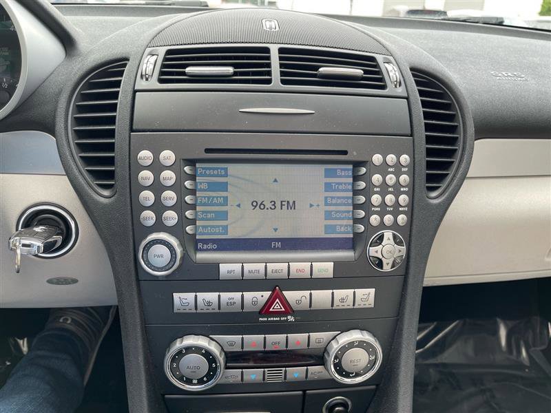 Used 2005 Mercedes-Benz SLK 350 image 19