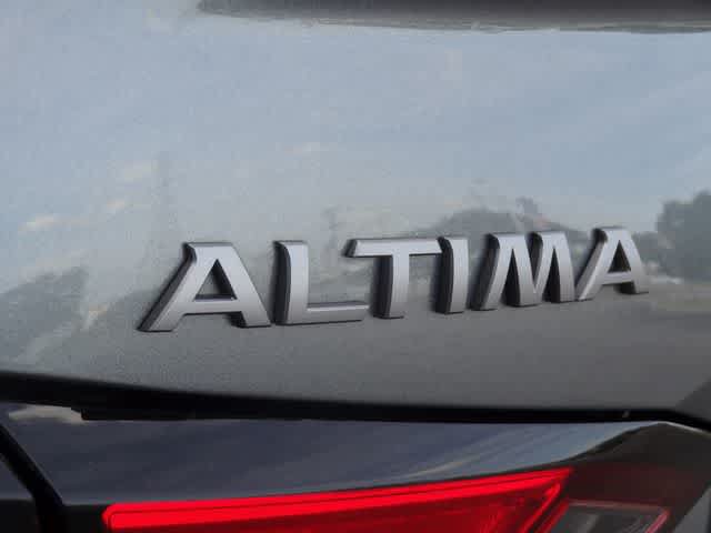 Used 2023 Nissan Altima 2.5 SR FWD image 42