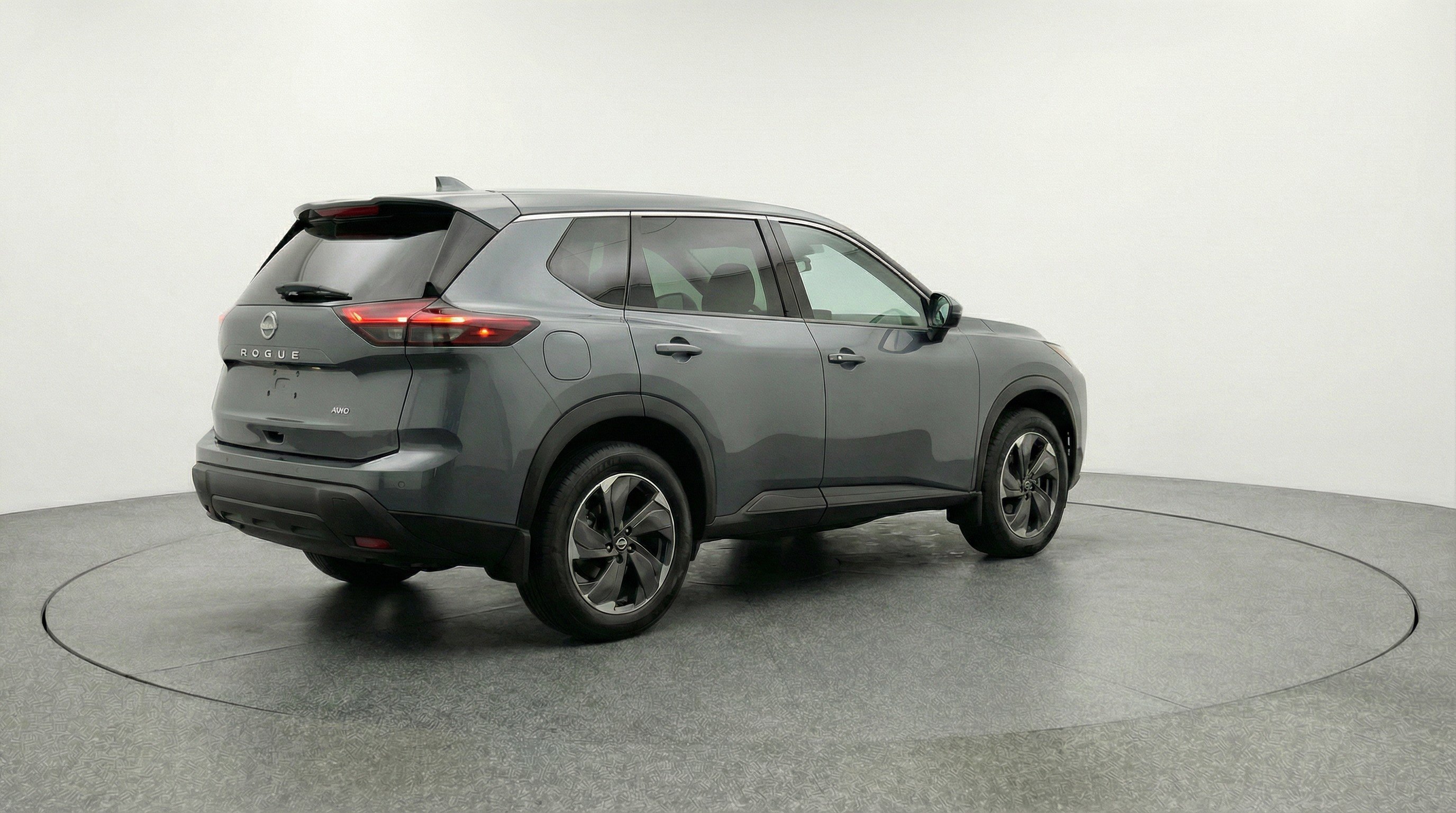 Used 2025 Nissan Rogue SV FWD image 9
