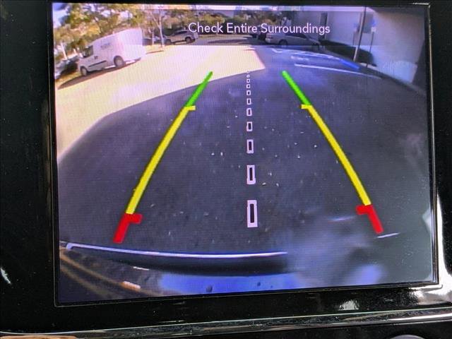 Used 2019 Jeep Grand Cherokee Limited image 9