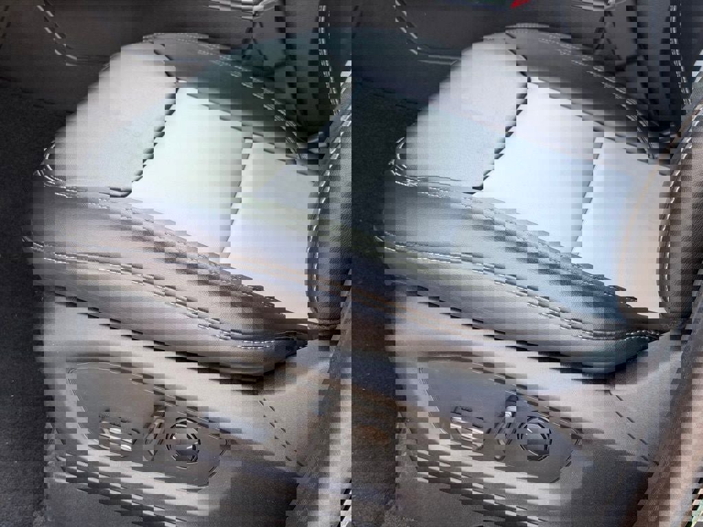 Certified 2023 Ford Explorer XLT w/ Equipment Group 202A image 18