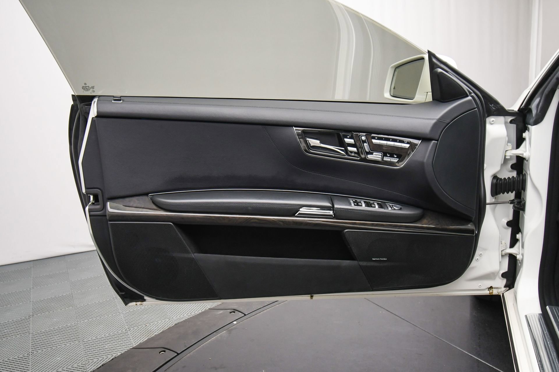 Used 2014 Mercedes-Benz CL 550 4MATIC image 44