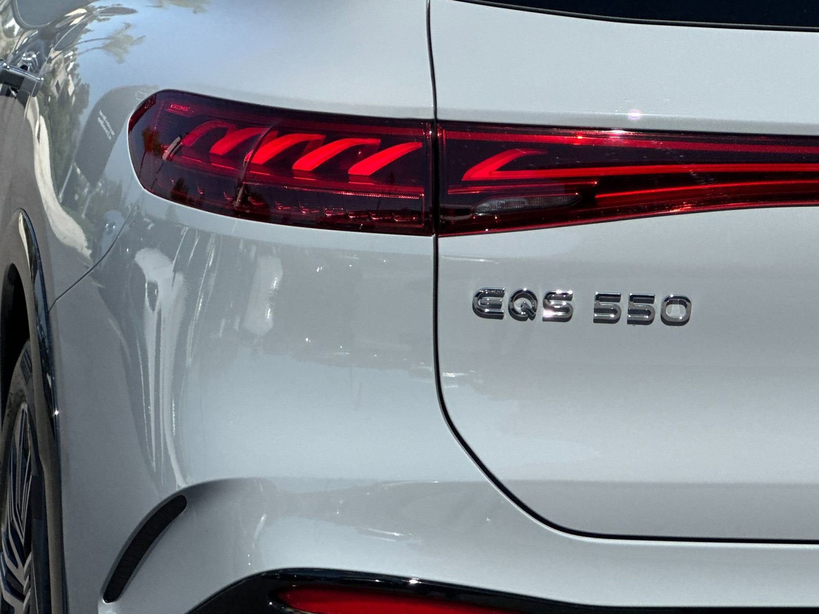 New 2026 Mercedes-Benz EQS 550 4MATIC SUV image 33