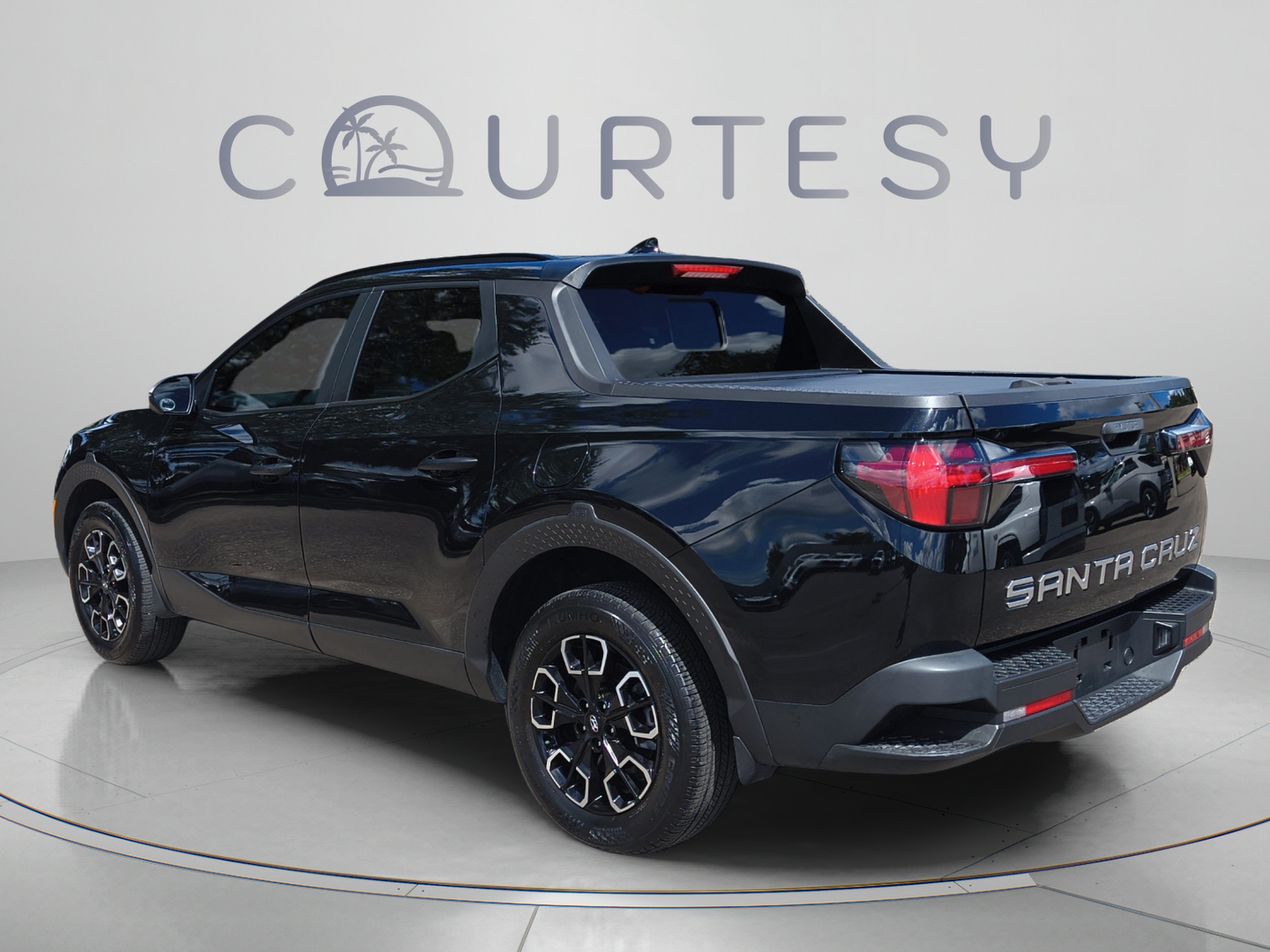 Certified 2024 Hyundai Santa Cruz SEL w/ Activity Package FWD image 3