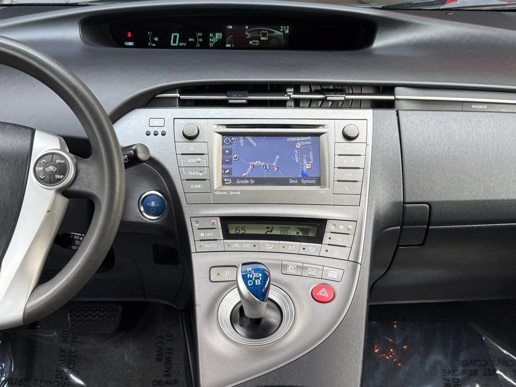 Used 2015 Toyota Prius Three FWD image 26