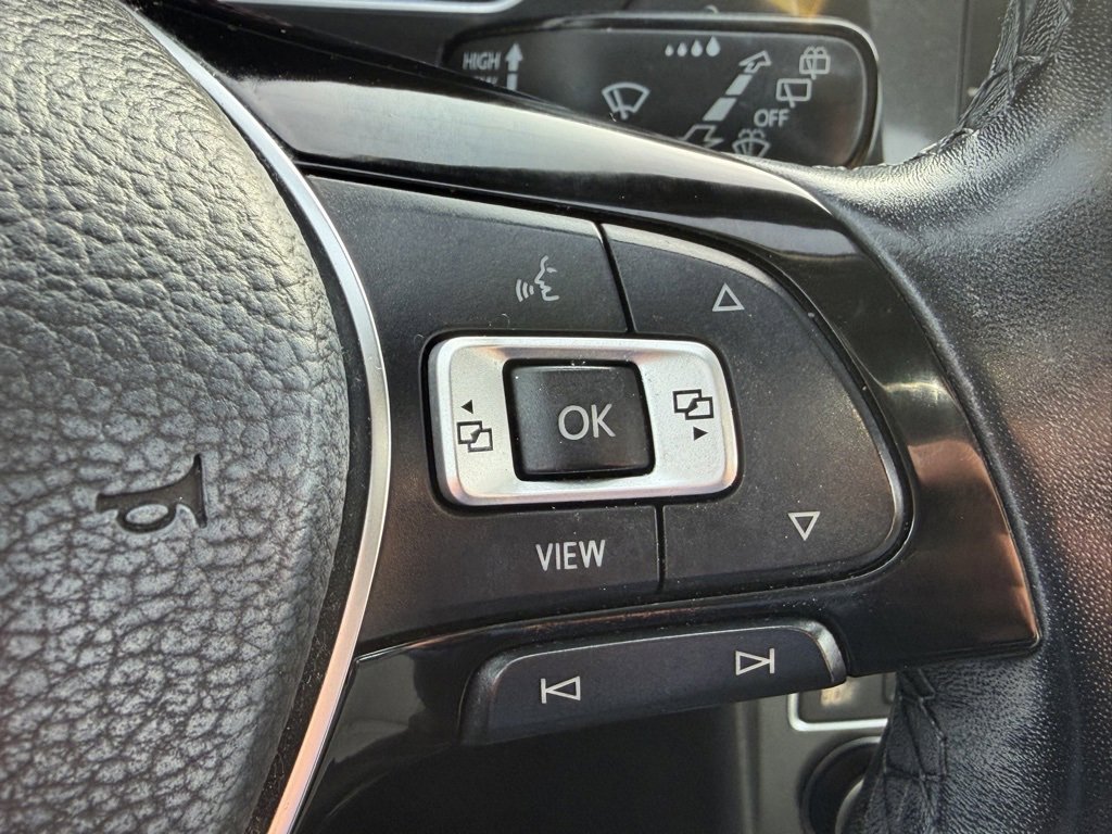 Used 2019 Volkswagen Tiguan SEL image 43