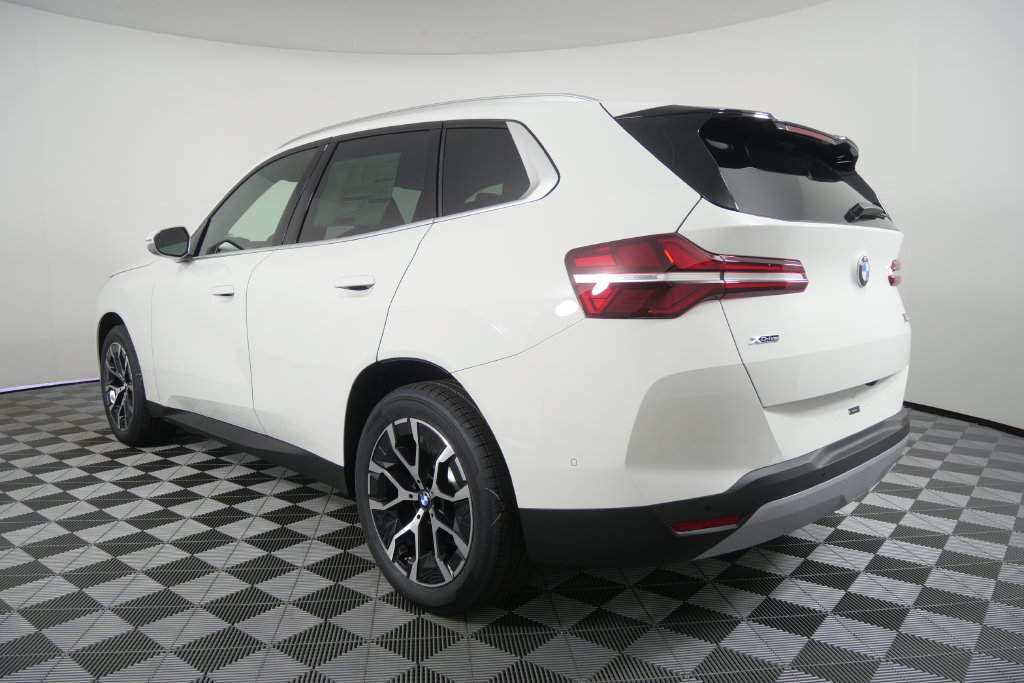 New 2026 BMW X3 xDrive30i AWD/4WD image 6