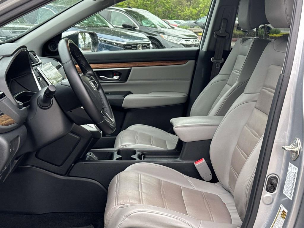 Used 2018 Honda CR-V Touring image 16