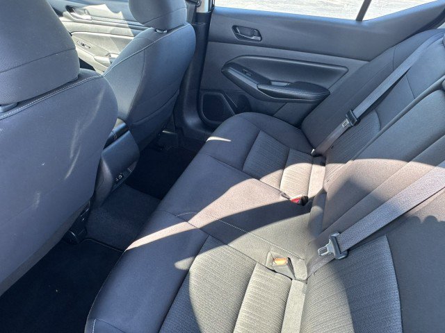 Used 2024 Nissan Altima 2.5 SV FWD image 14