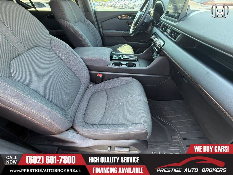 Used 2023 Honda Pilot Sport image 38