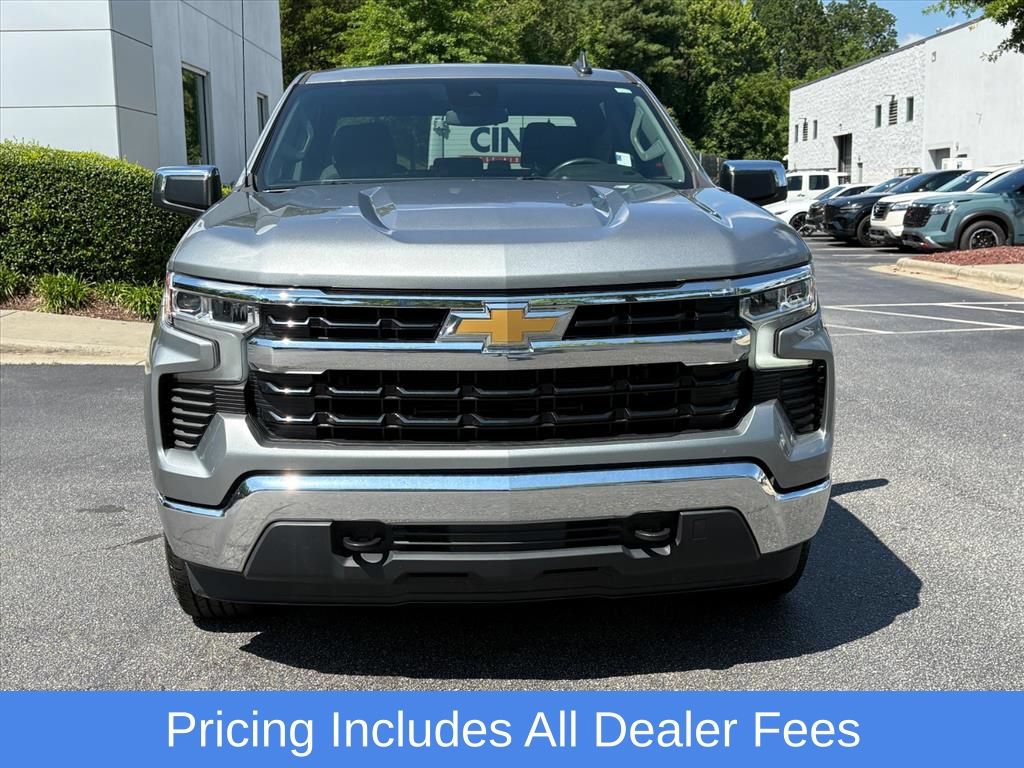 Used 2024 Chevrolet Silverado 1500 LT AWD/4WD image 3