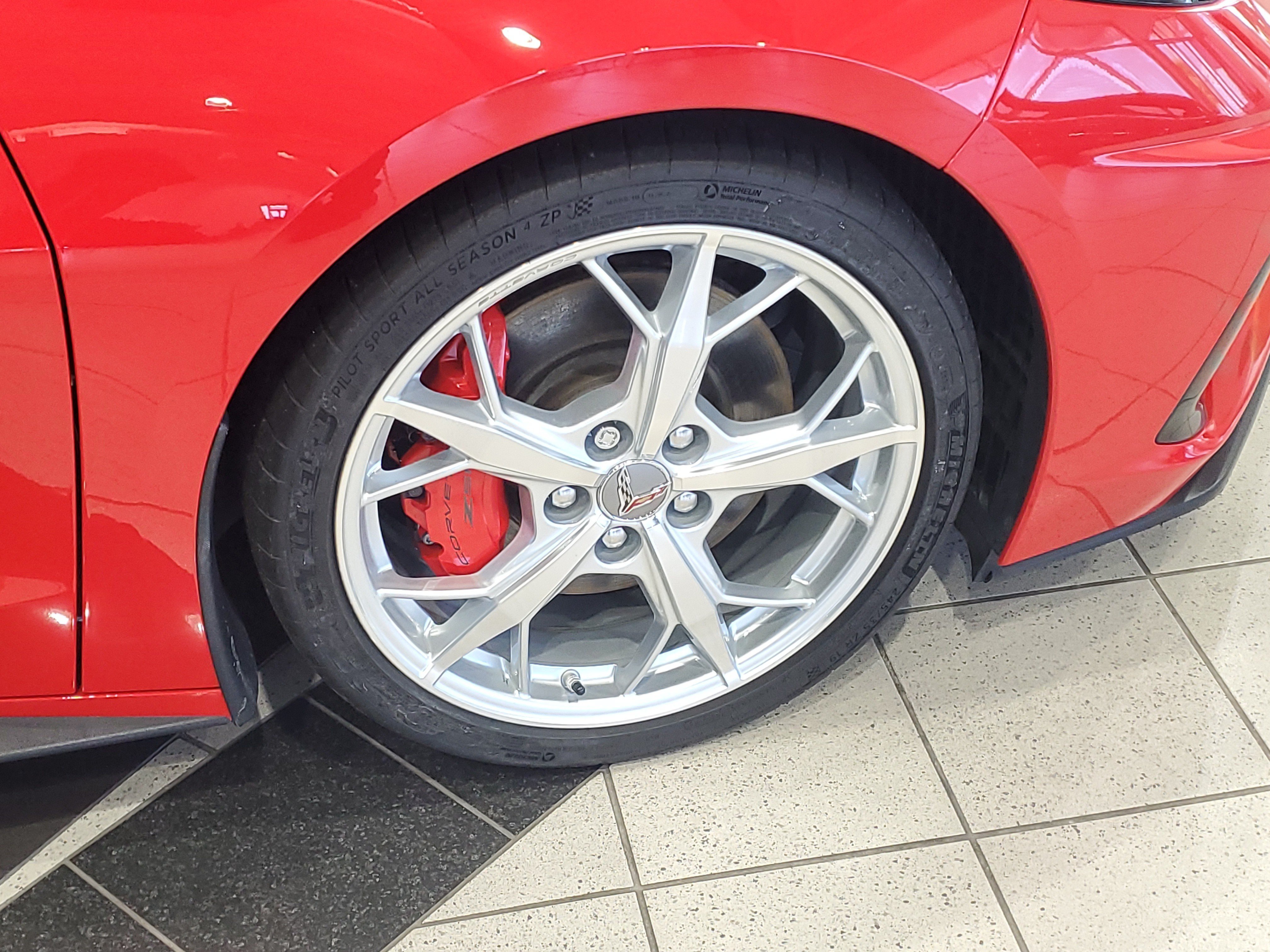 Used 2021 Chevrolet Corvette Stingray Premium Cpe w/ Z51 Performance Package RWD image 2