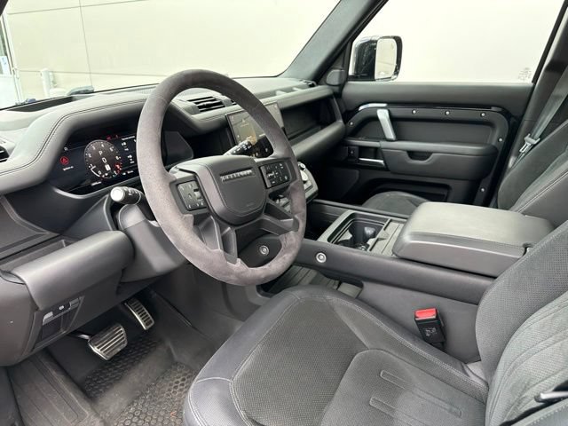 Used 2023 Land Rover Defender 110 V8 AWD/4WD image 7