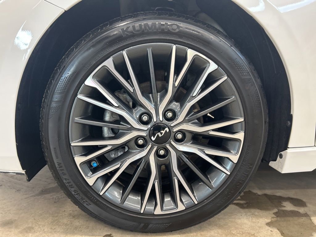 Used 2023 Kia Forte GT-Line image 24