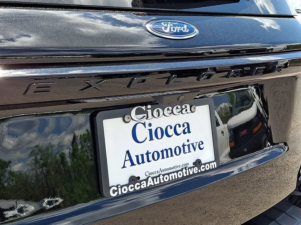 Used 2025 Ford Explorer ST w/ Sun And Sound Package AWD/4WD image 33