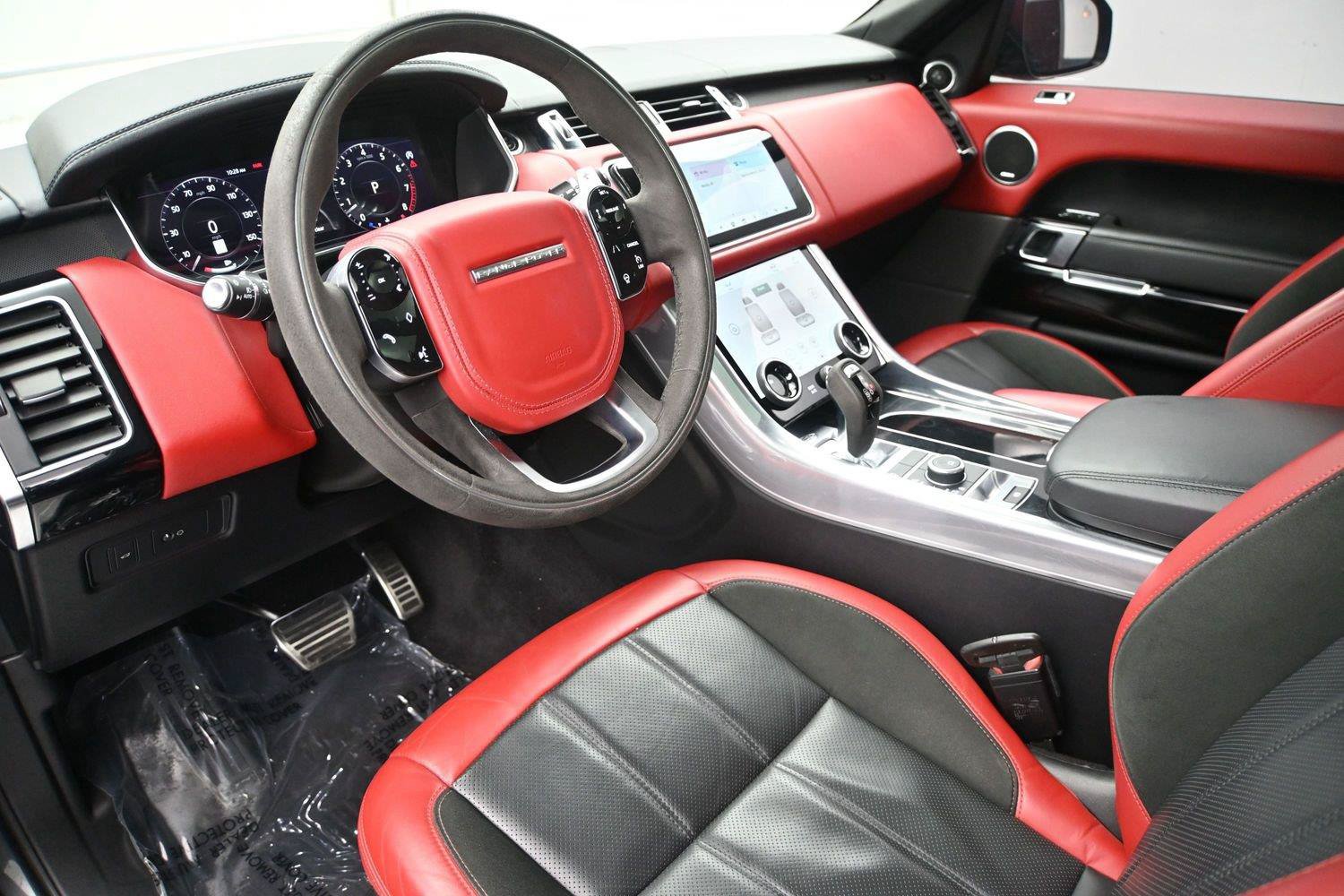 Used 2020 Land Rover Range Rover Sport HST AWD/4WD image 2