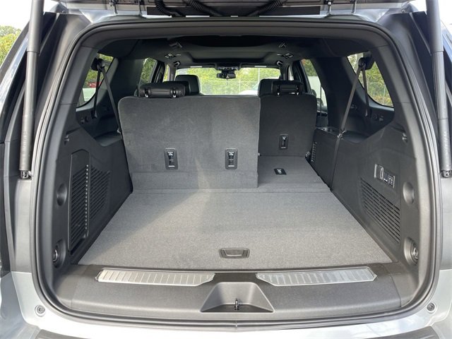 New 2026 Chevrolet Suburban RST w/ RST Capability Package image 25