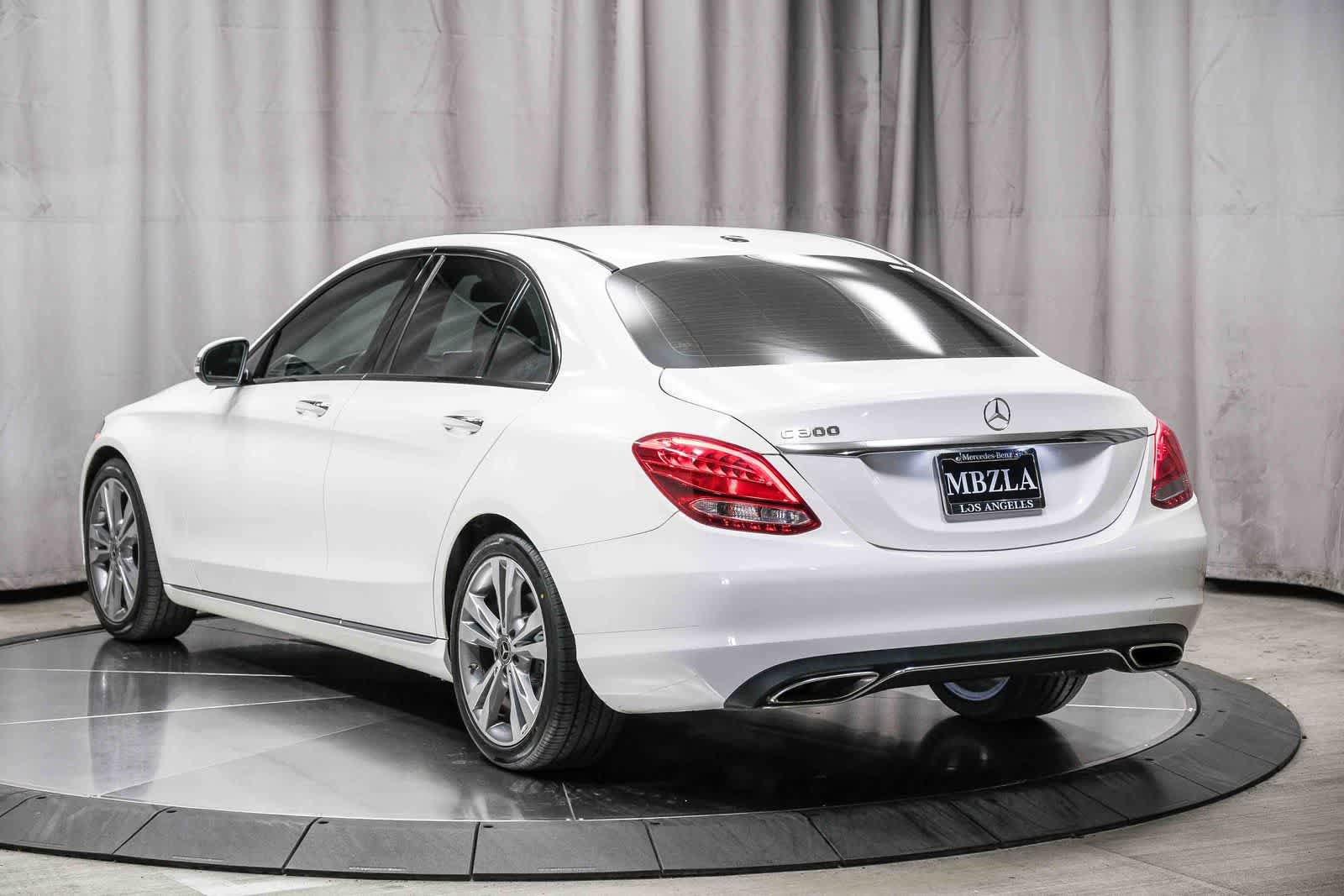 Used 2018 Mercedes-Benz C 300 Sedan image 2
