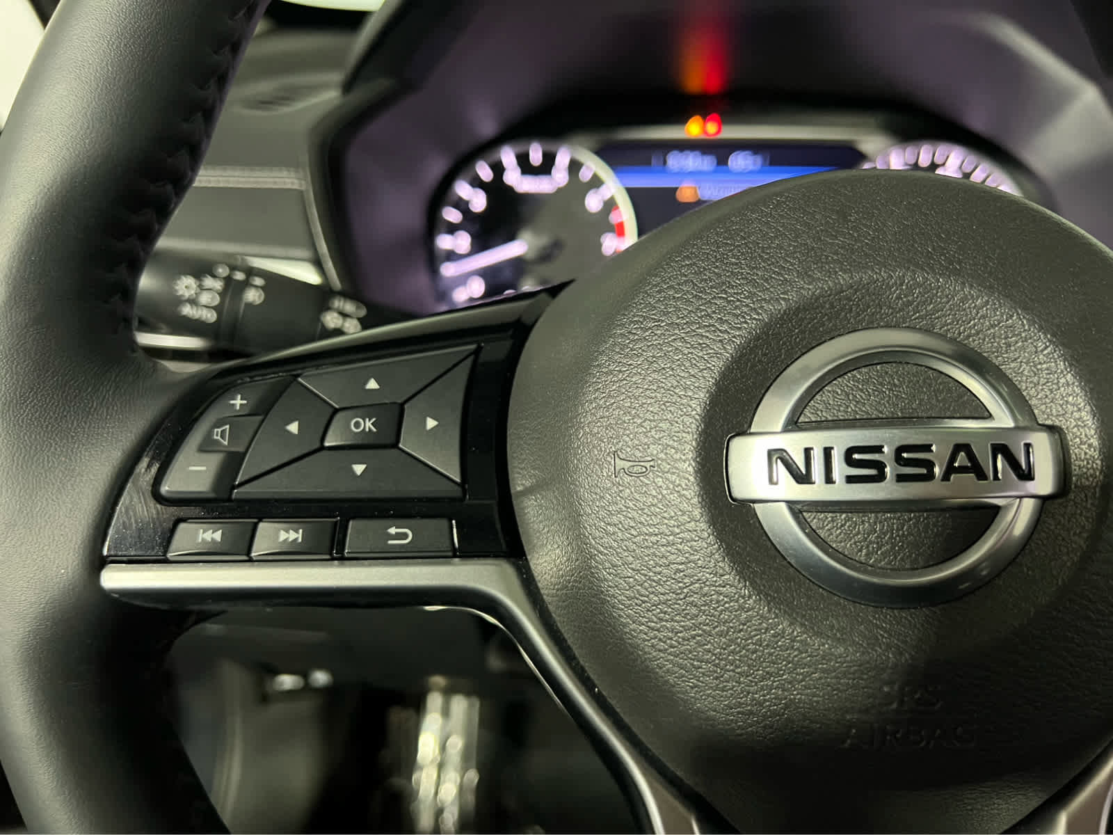 Used 2019 Nissan Altima 2.5 SV AWD/4WD image 19