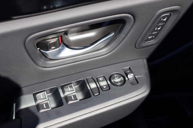 New 2025 Honda Pilot Touring image 17