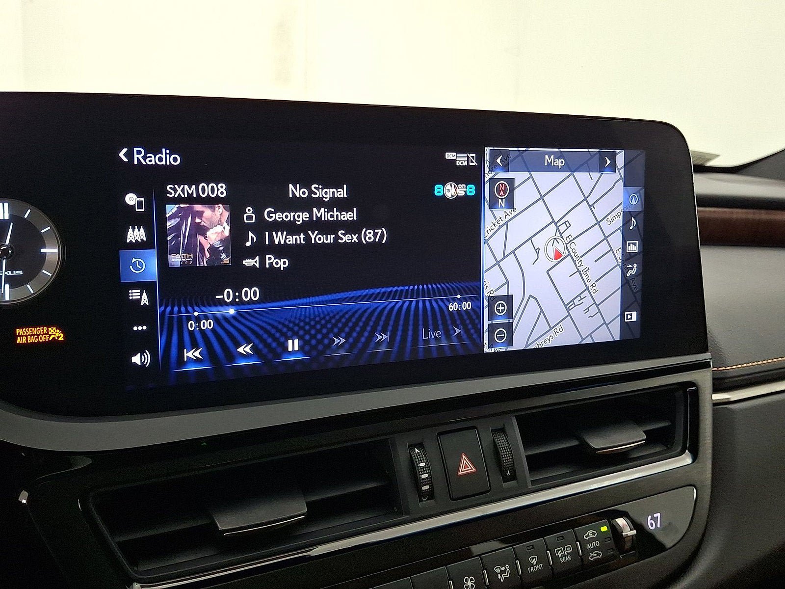 Used 2022 Lexus ES 300h w/ Luxury Package FWD image 6