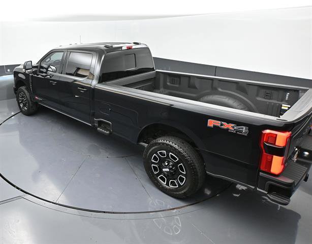 Used 2025 Ford F350 Platinum w/ FX4 Off-Road Package AWD/4WD image 41