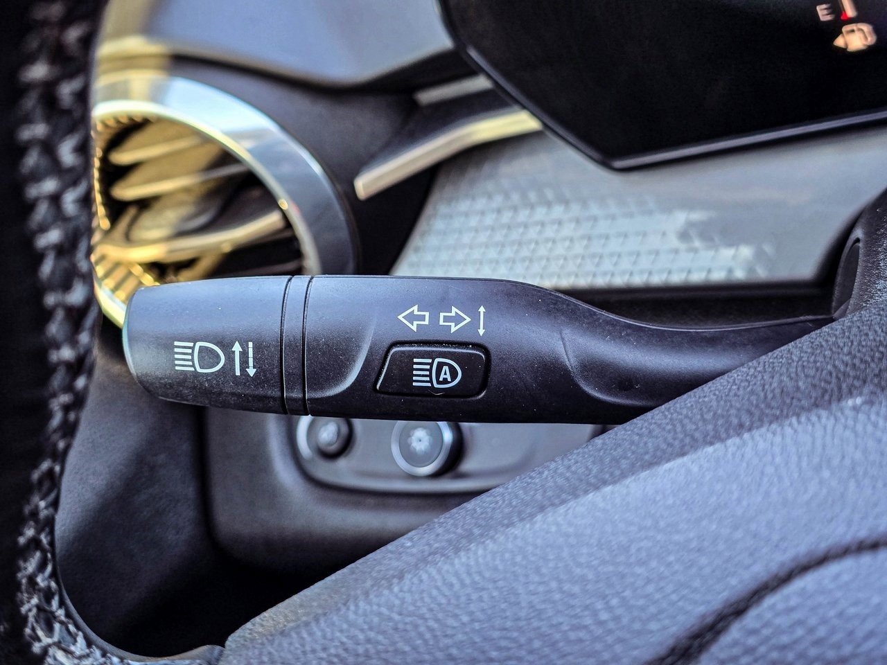 Certified 2024 Chevrolet Trax ACTIV w/ Driver Confidence Package image 15