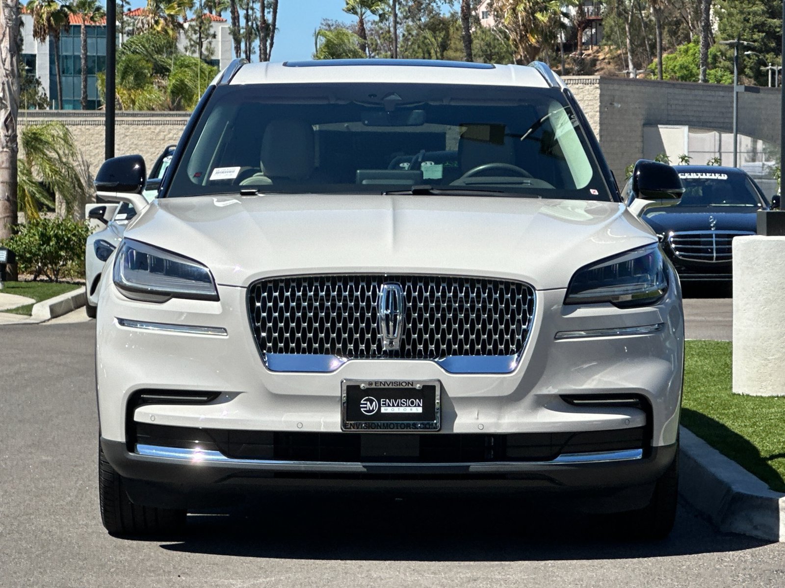 Used 2023 Lincoln Aviator Reserve w/ Equipment Group 201A RWD image 8