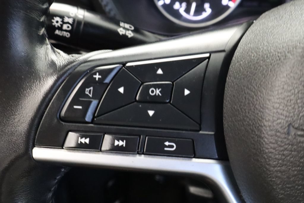 Used 2020 Nissan Sentra SV w/ Electronics Package FWD image 23