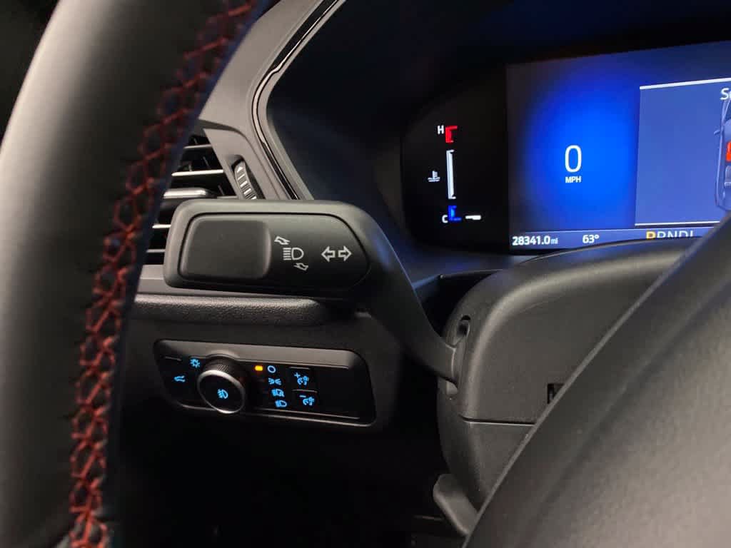 Used 2025 Ford Escape ST-Line Select AWD/4WD image 22