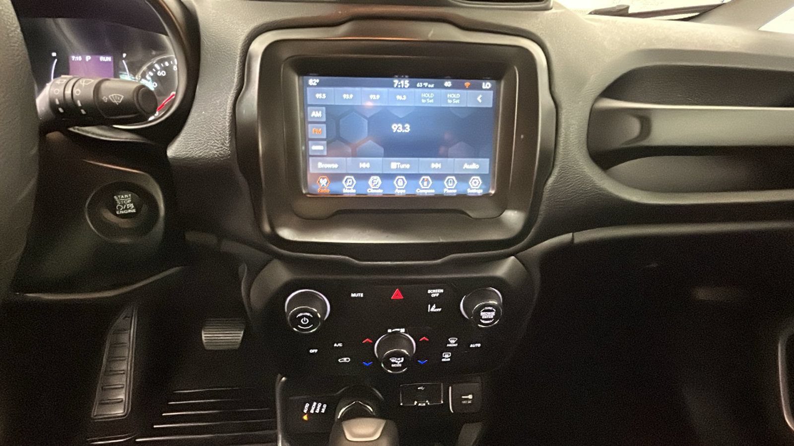 Used 2021 Jeep Renegade Sport AWD/4WD image 26