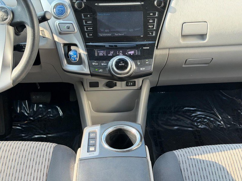 Used 2017 Toyota Prius V Two w/ Carpet Mat Package FWD image 14