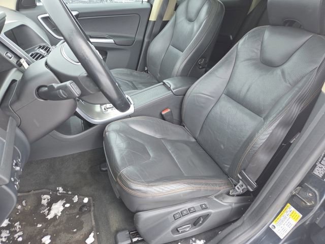 Used 2012 Volvo XC60 3.2 Premier image 28